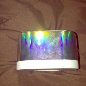 A wireless speaker that lights up and Bluetooth